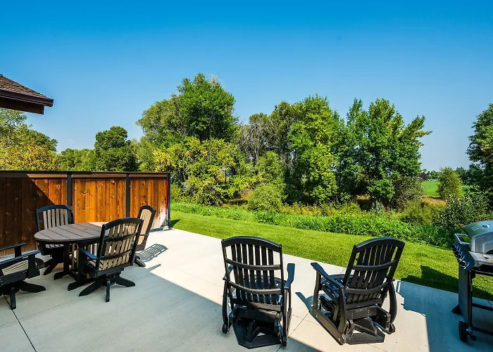 Сasa de vacaciones Elegant Creekside Golf Retreat Clubhouse And Pool