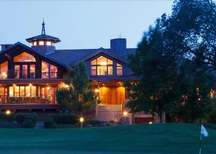 Elegant Creekside Golf Retreat Clubhouse And Pool Сasa de vacaciones